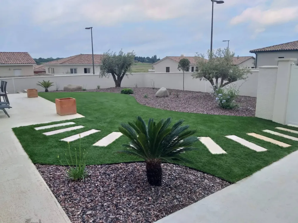 jardin fini entréewebp